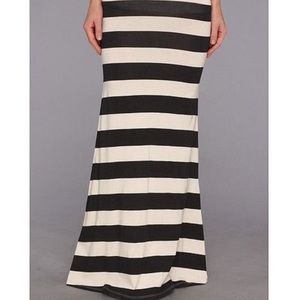 🌻3 for $30🌻Billabong Maxi Striped Skirt